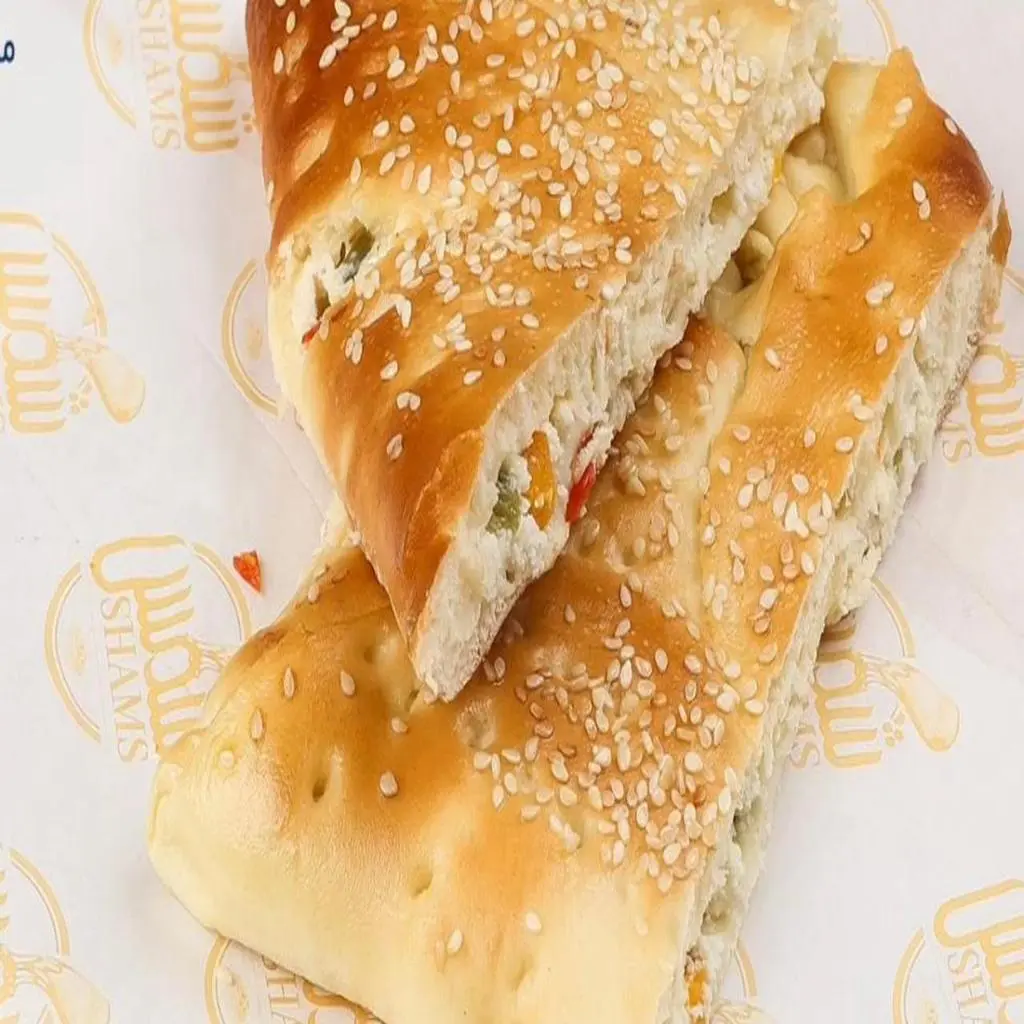 فطيرة جبن مالح كامل